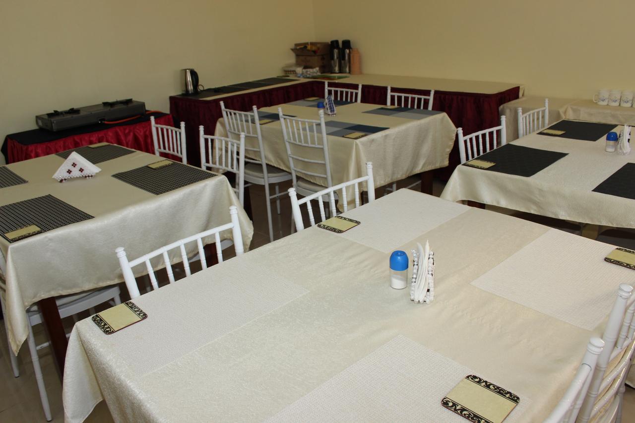 Gees Inn Nakuru Luaran gambar